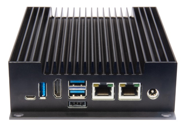 Advertima And Pads4 Introduce The First -In-Store Media Player Featuring Full Ai Capabilities 2 Advertima Edge Front Medium