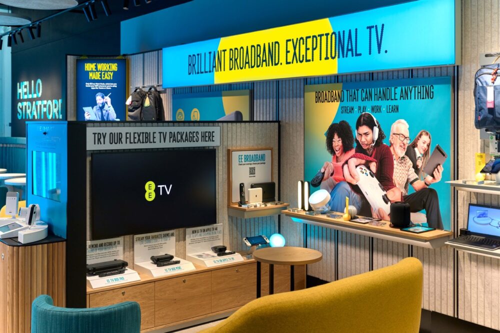 Ee Opens Experience Store At Westfield Stratford City 2 EE Experience Stratford 82 Large